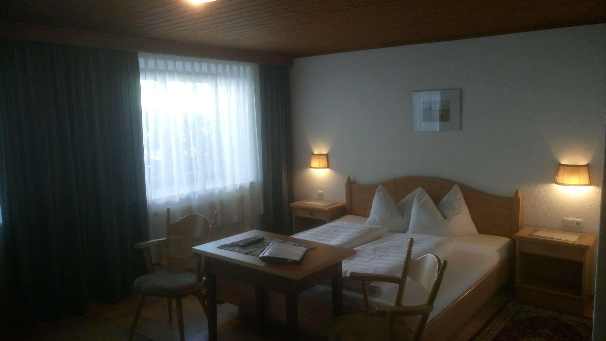Pension Birkenhof Майрхофен Экстерьер фото