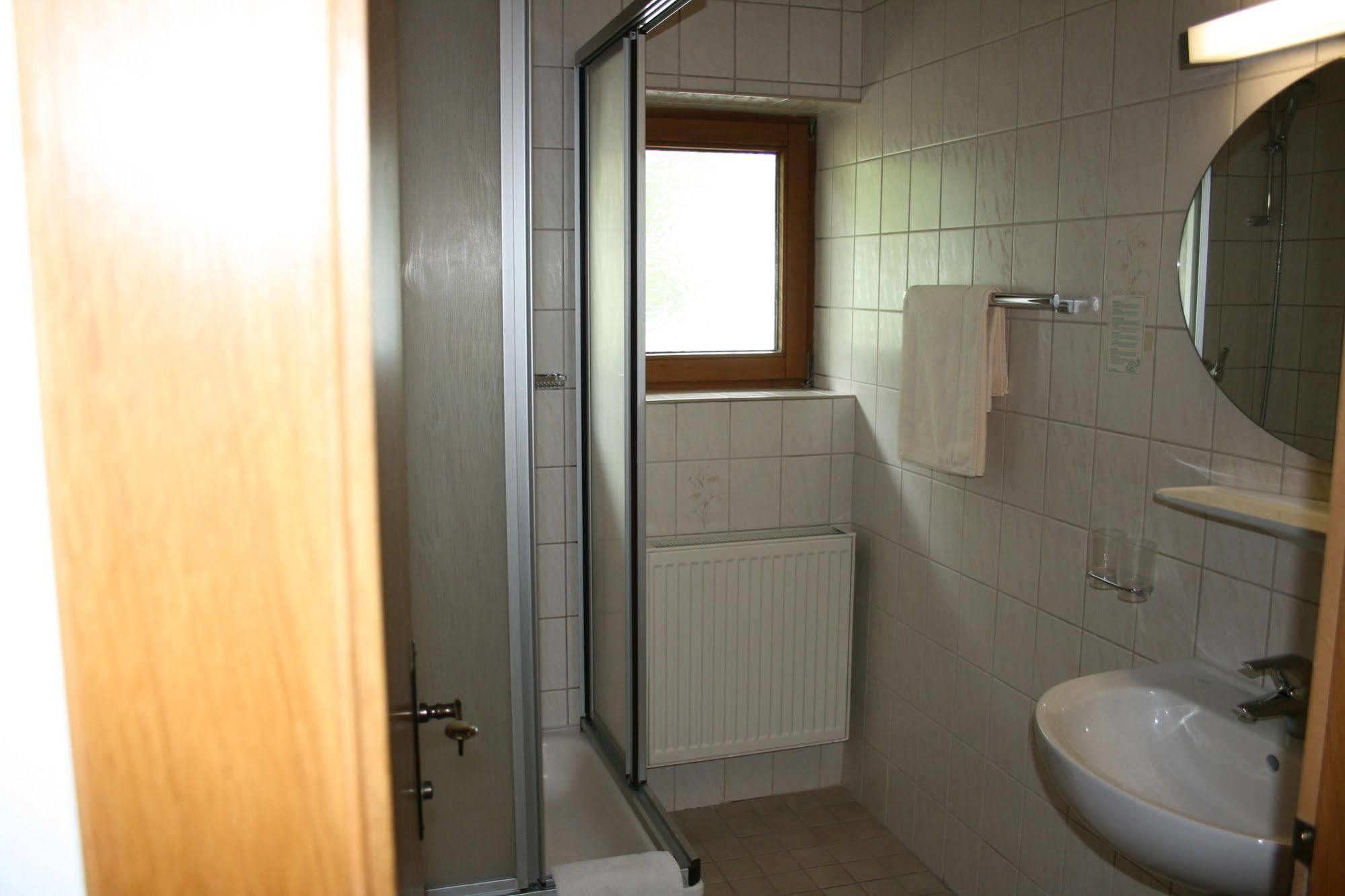 Pension Birkenhof Майрхофен Экстерьер фото